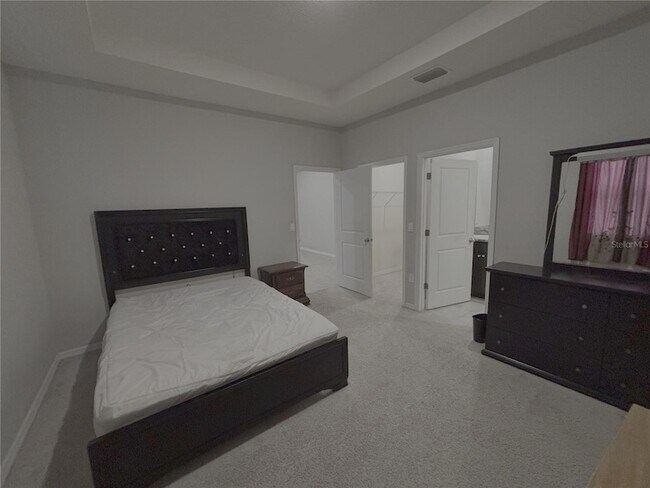 Building Photo - 8288 SW 59th Ave