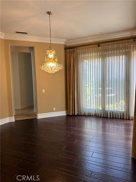 Building Photo - 25351 Mustang Dr