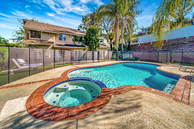 Building Photo - 30428 Penrod Dr