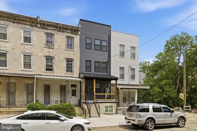 Building Photo - 4021 Brown St