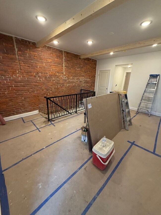 Building Photo - 4417 N 9th St