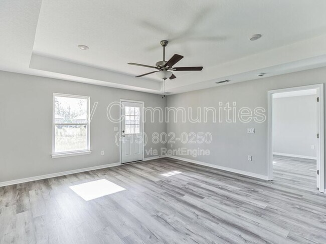 Building Photo - 2888 N 24th Ave