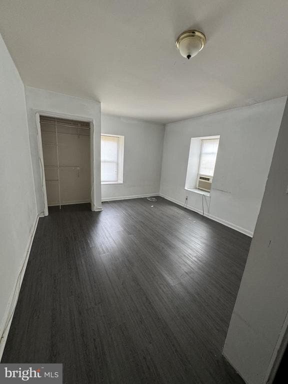 Building Photo - 219 Ryers Ave