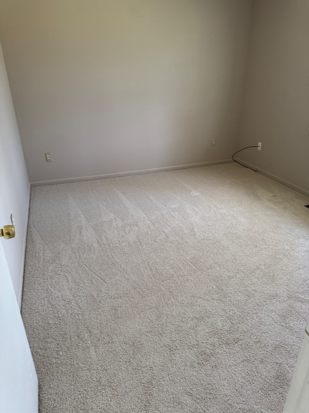 Building Photo - 3953 McClure Dr