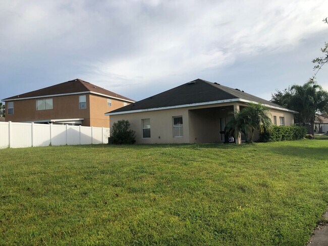 Building Photo - 8890 Hastings Beach Blvd