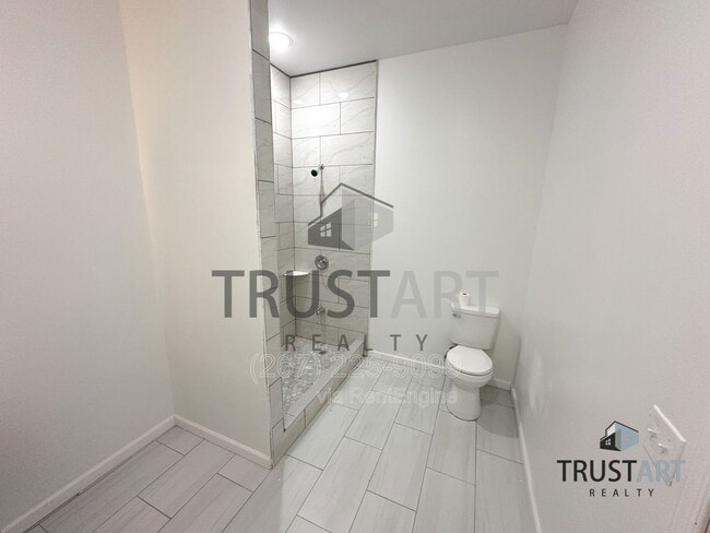 Building Photo - 2317 N 15th St