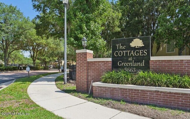 Building Photo - 5663 Greenland Rd