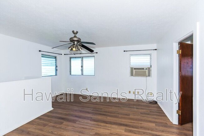 Building Photo - 3331 Hayden St