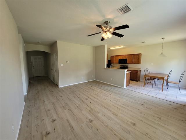 Building Photo - 509 Fisherman Trail