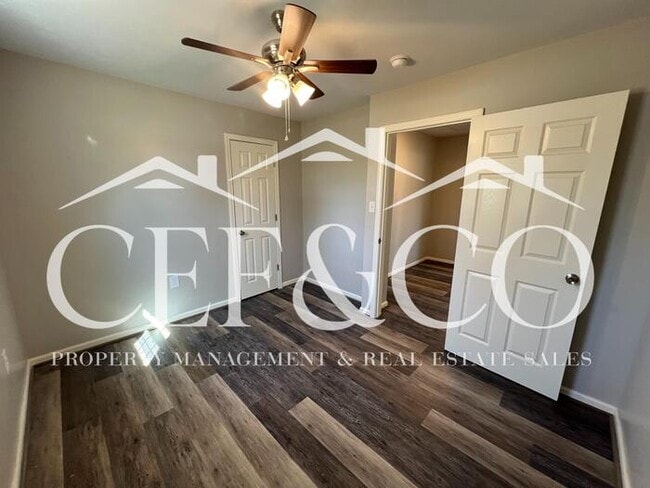 Building Photo - Adorably renovated 4 bedroom 2 bathroom home now available