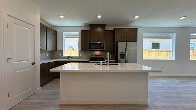 Building Photo - 4144 Gold Beam Wy
