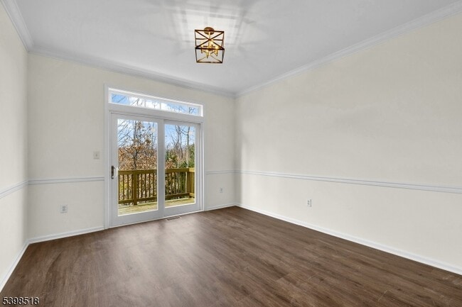 Building Photo - 28 Henning Terrace