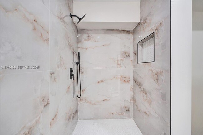 Building Photo - 237 NE 110th Terrace