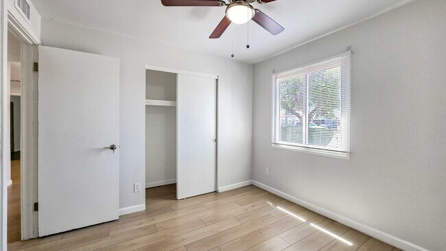 Building Photo - 8012 W Highland Ave