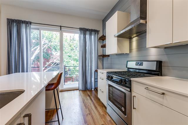 Building Photo - 3816 San Jacinto St