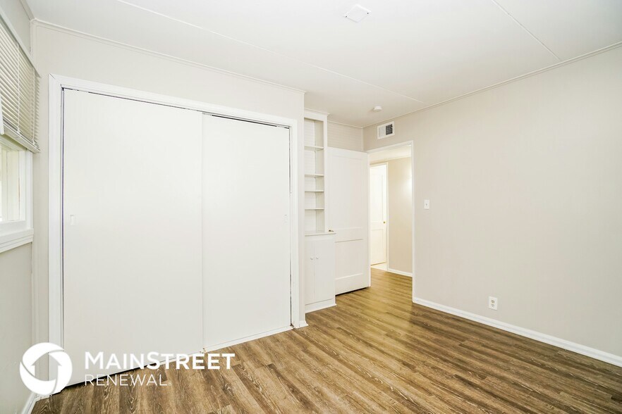 Building Photo - 64 Orchard Heights