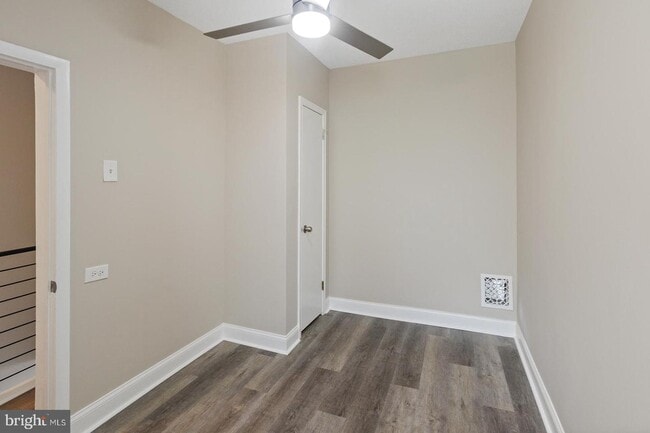 Building Photo - 2336 Pierce St