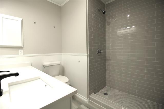 Building Photo - 2318 Springfield Ln