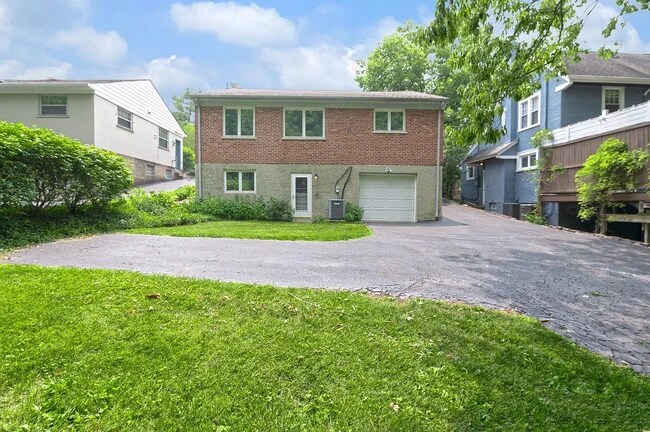 Building Photo - 3218 Griest Ave