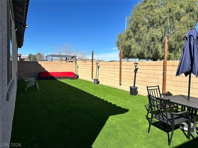 Building Photo - 1602 Morning Bell Ave