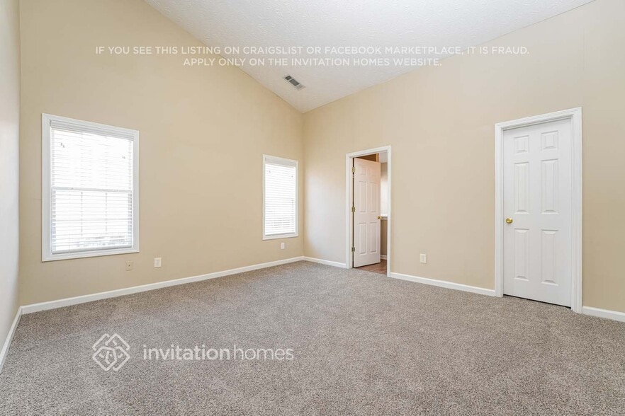 Building Photo - 975 James Ridge Dr