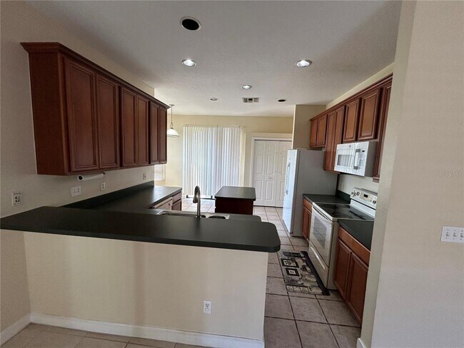 Building Photo - 6720 Imperial Oak Ln