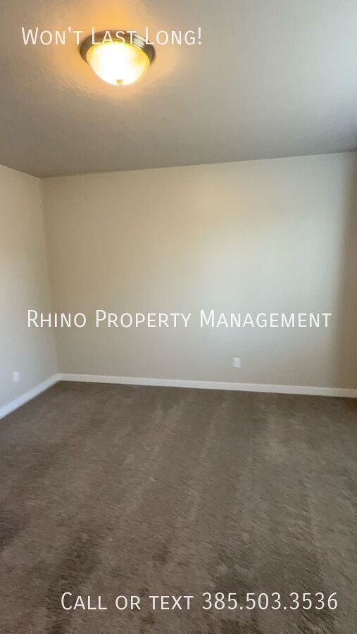 Building Photo - 927 Wahlen Way