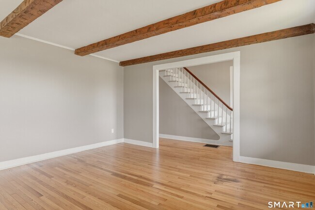 Building Photo - 238 Isinglass Rd
