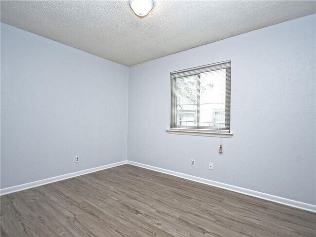 Building Photo - 1714 Rawhide Loop