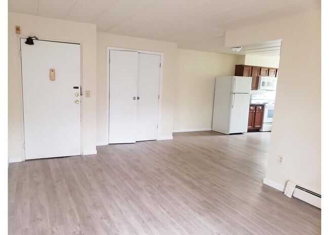 Building Photo - 539 Lowell Ave