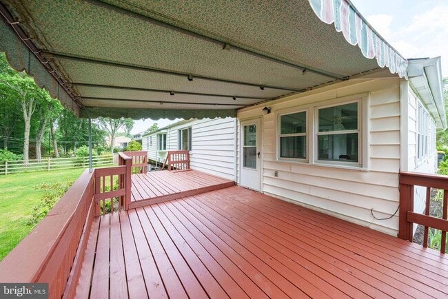 Building Photo - 3335 S Rockfield Dr
