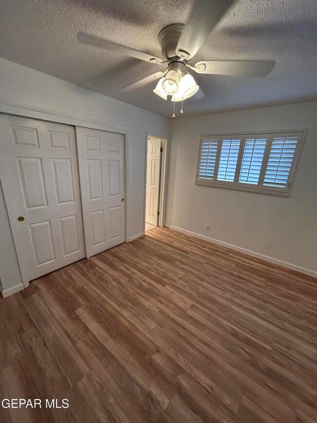 Building Photo - 3019 Cork Dr