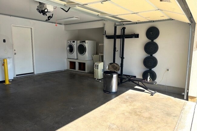 Building Photo - 91-1350 Kilipue St