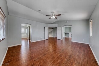 Building Photo - 1002 Prestige Meadows Pl