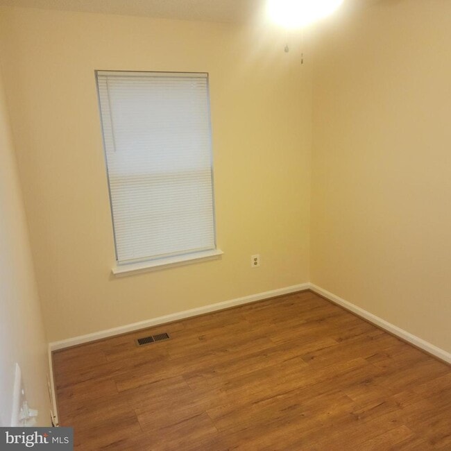 Building Photo - 7438 Catterick Ct