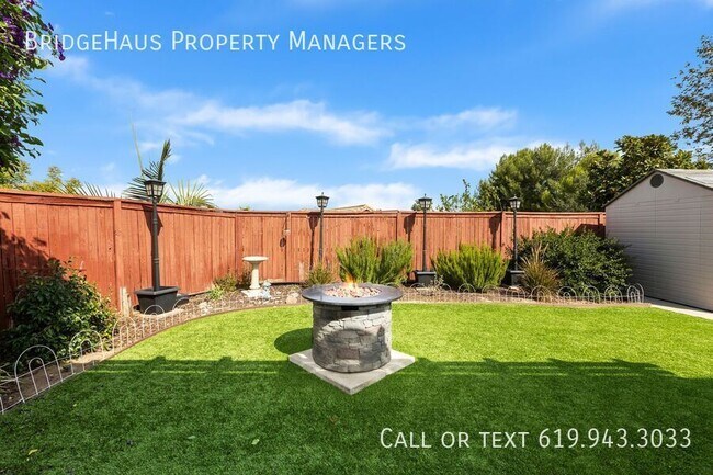 Building Photo - 10252 Oak Spur Way