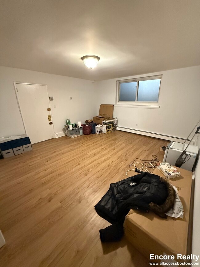 Building Photo - 63 Selkirk Rd