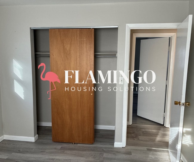 Building Photo - 1196 Bellbrook Ave