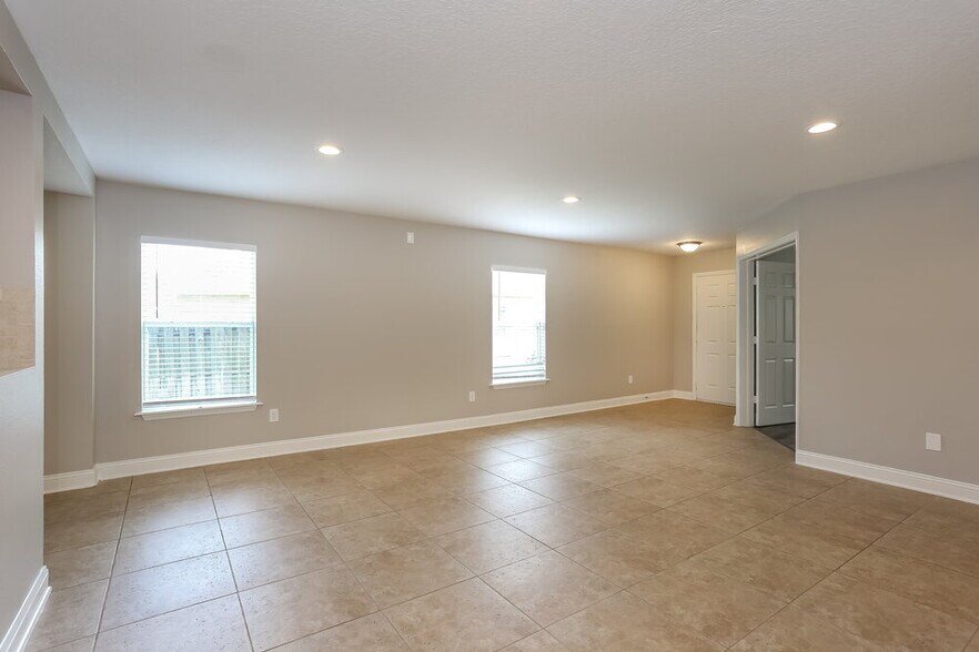 Building Photo - 1116 Coveyrise Ct