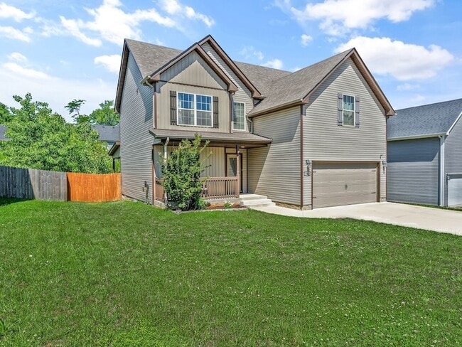 Building Photo - 543 Woodtrace Dr