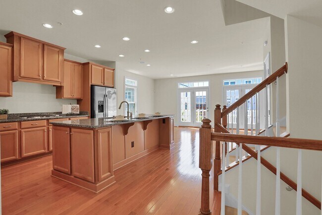 Building Photo - Luxury Living in Meadowvale – 4BR/3.5BA Duplex with Over 2,800 Sq Ft