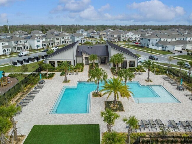 Building Photo - 11200 Listening Dr