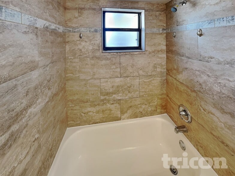 Building Photo - 2813 Whippet Ct