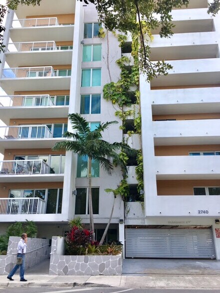 Building Photo - 2740 SW 28th Ter