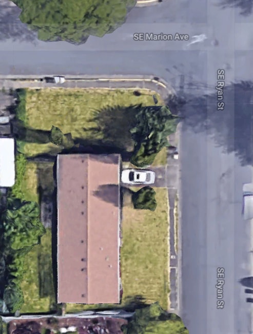 Building Photo - No Screening Fee! Spacious 3 Bedroom, 1 Bath Pet Friendly Home With Large Yard!