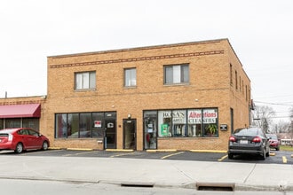 Building Photo - 4320 Ridge Rd