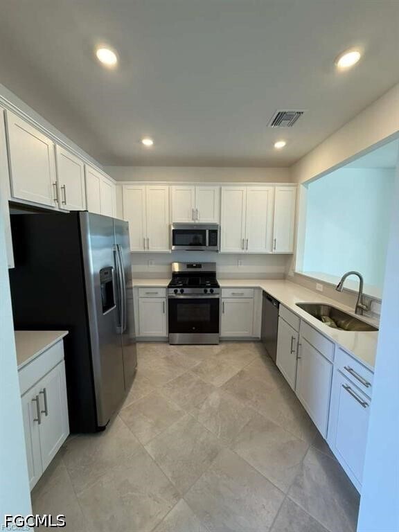 Building Photo - 44304 Caraton Ter