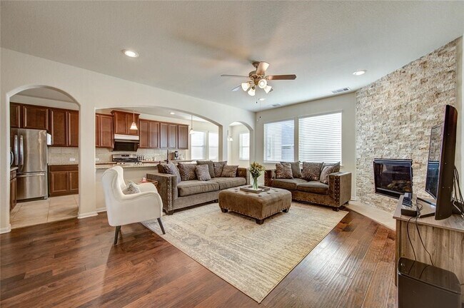 Building Photo - 6011 Marble Bend Ln