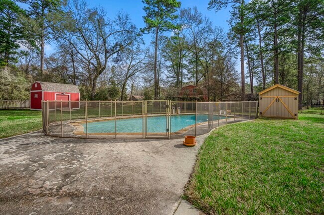 Building Photo - 15347 Conroe Dr