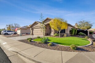 Building Photo - 17424 N 2nd Ave